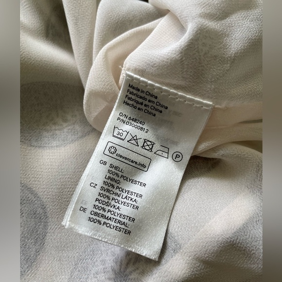 H&M Ivory and Black Geometric Print Tie Back Blouse, Size 10 - Picture 5 of 6